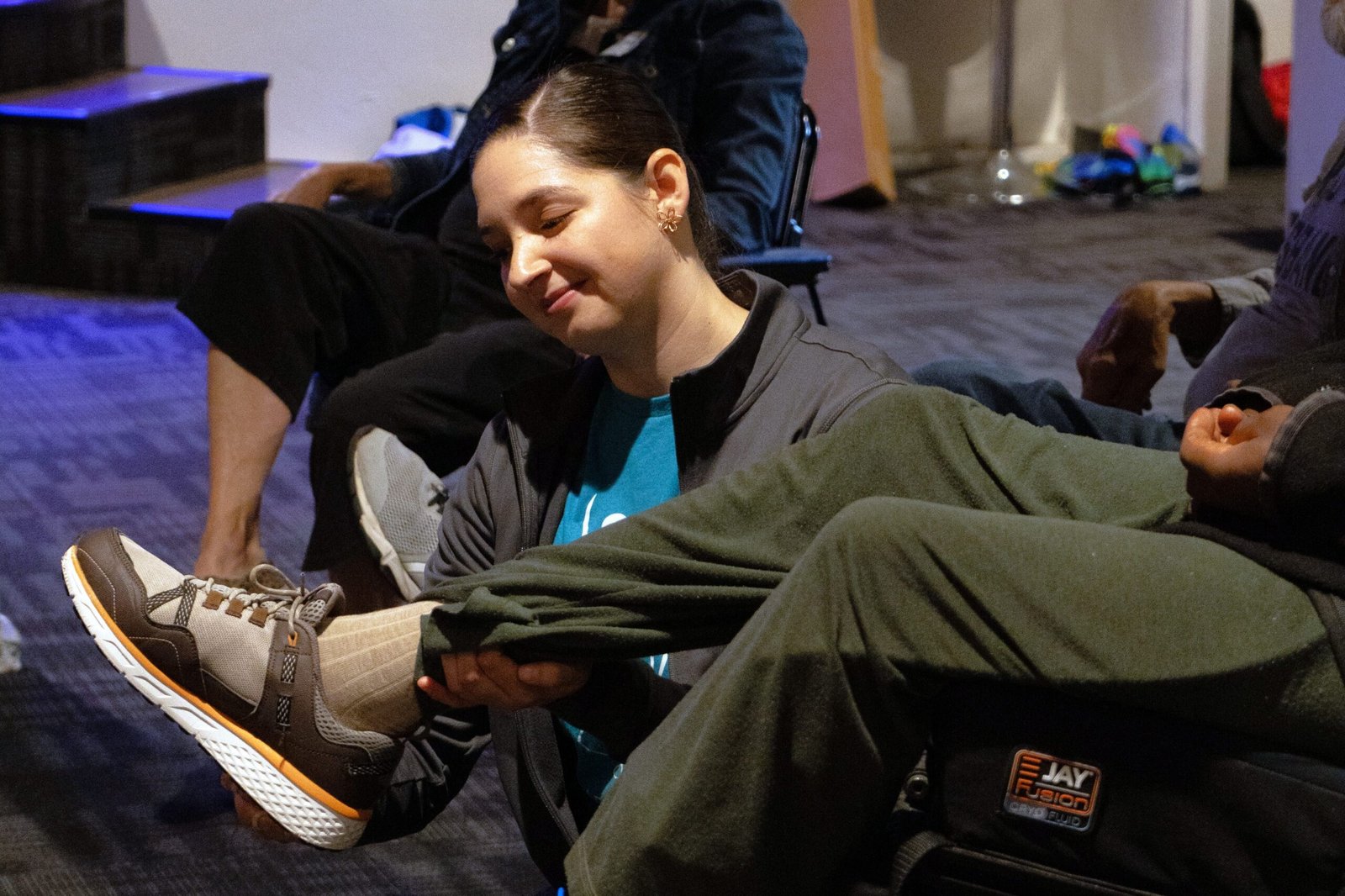 Physical Therapists assist participants if they desire.